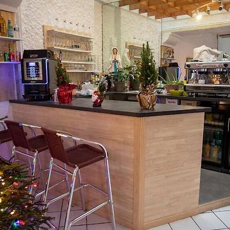 Hotel-Restaurant Le Saint Christophe Λούρδη Εξωτερικό φωτογραφία