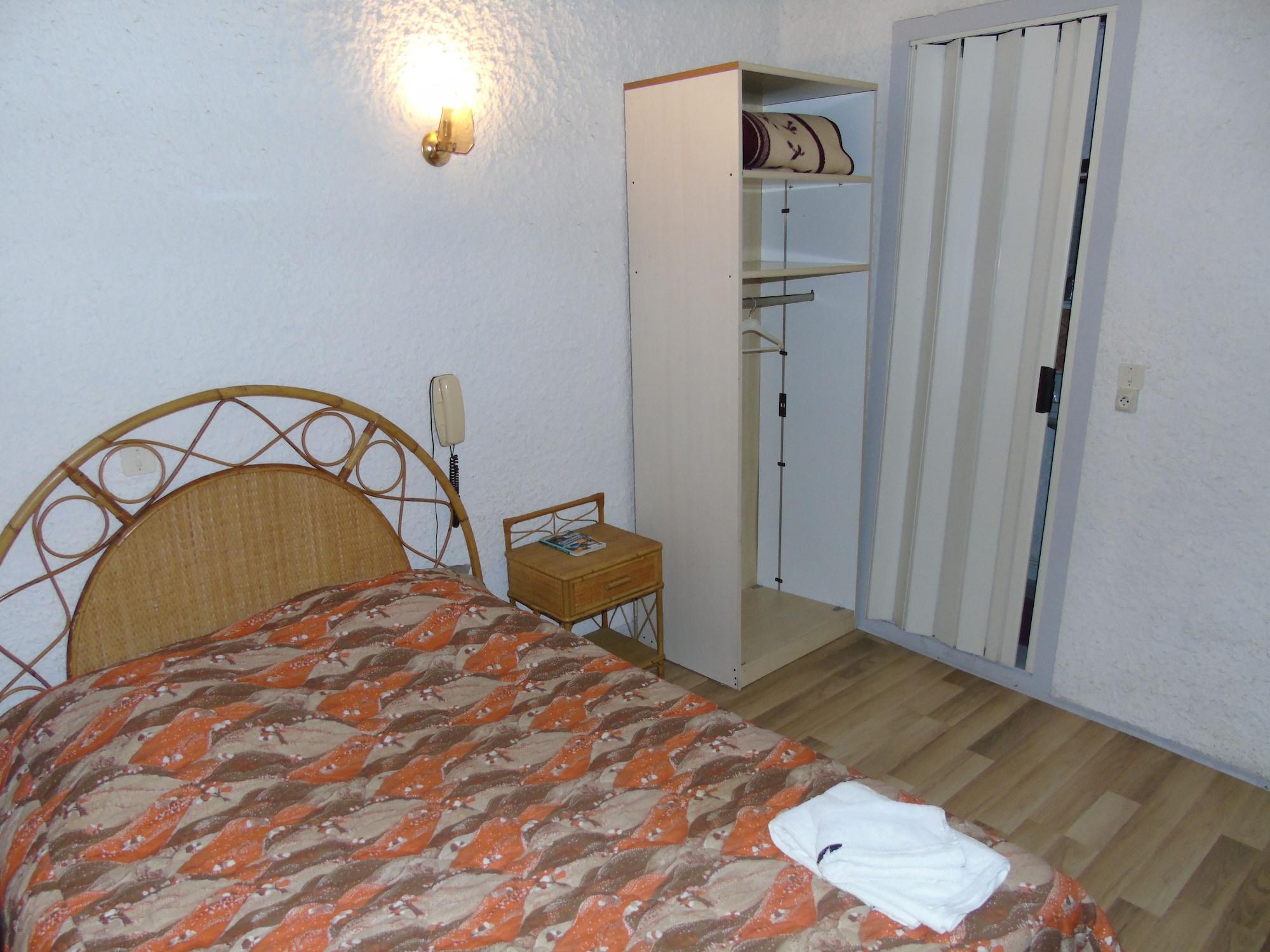 Hotel-Restaurant Le Saint Christophe Λούρδη Εξωτερικό φωτογραφία